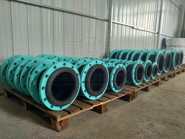 怎么選擇高品質的橡膠接頭