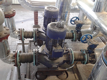 不銹鋼<a href=http://www.pl8pl.cn.cn target=_blank class=infotextkey>卡箍橡膠接頭</a>實(shí)物圖